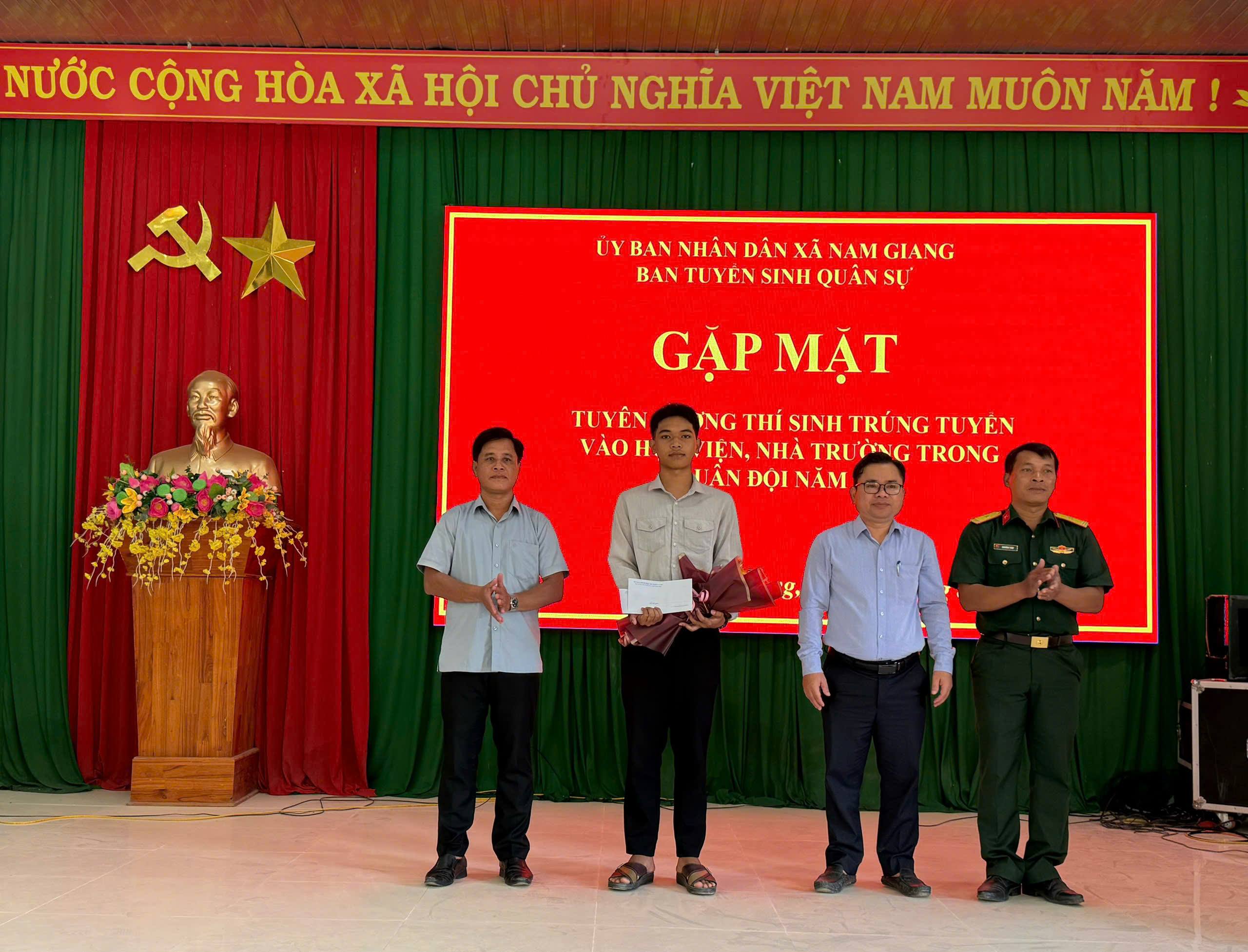 anh tin bai
